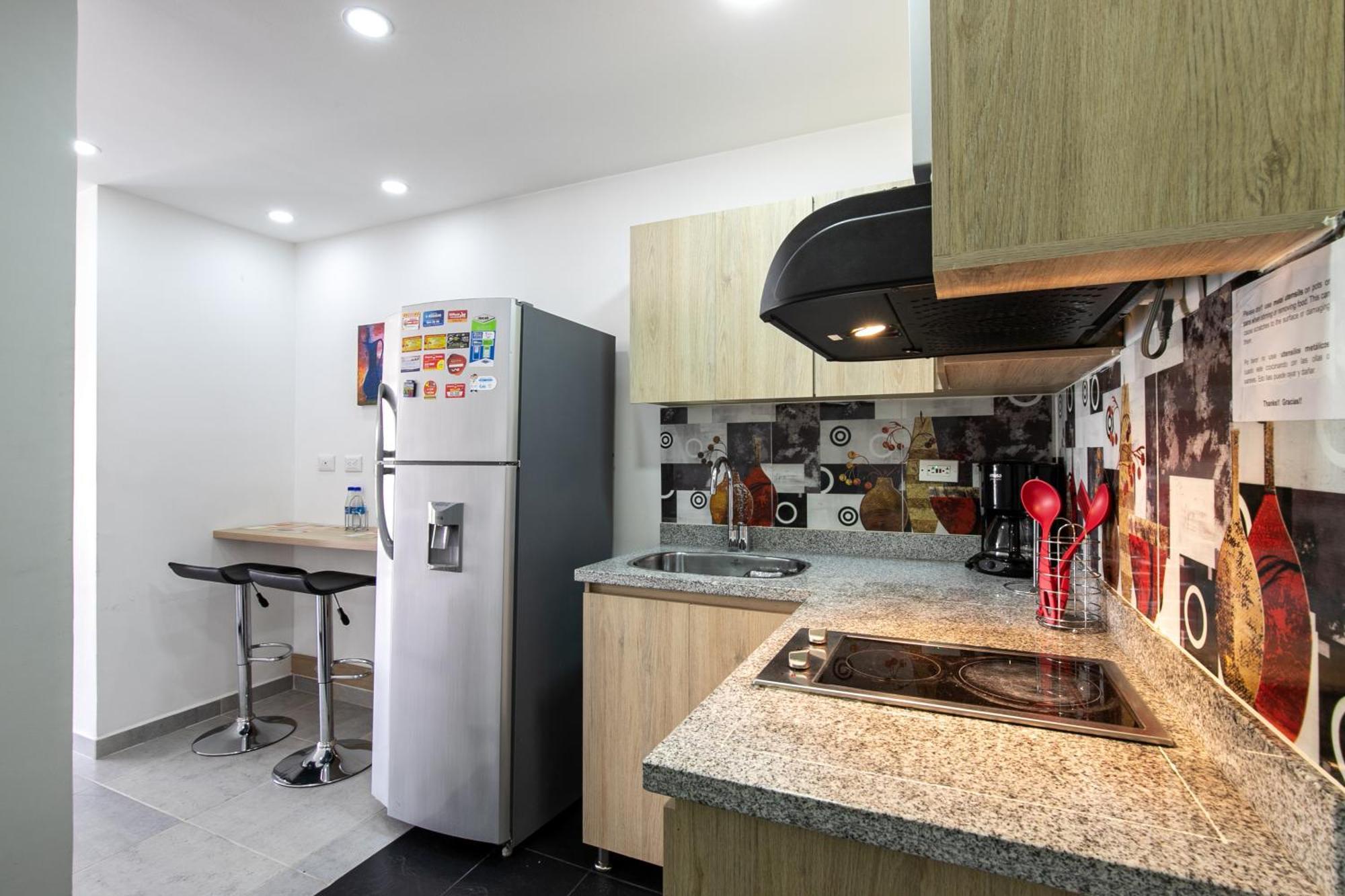 Apartamentos Borbon Suites 麦德林 外观 照片